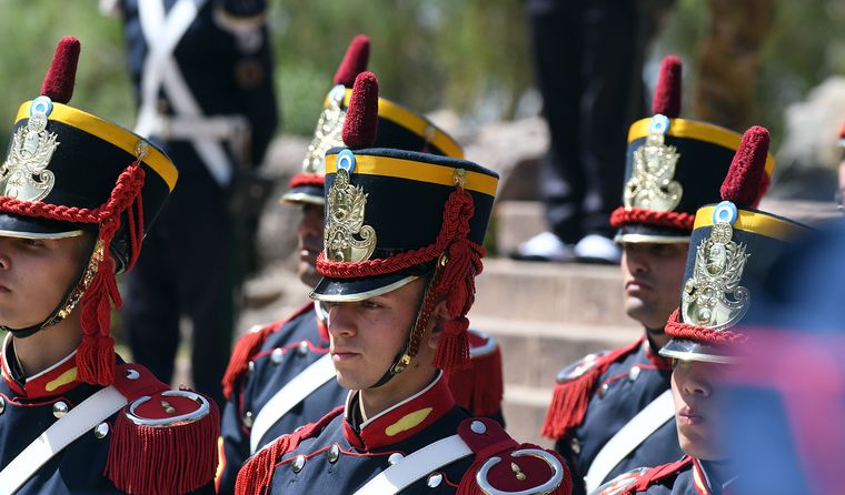 El ministro Carlos Presti destacó el flamante Ejercito de los Andes.