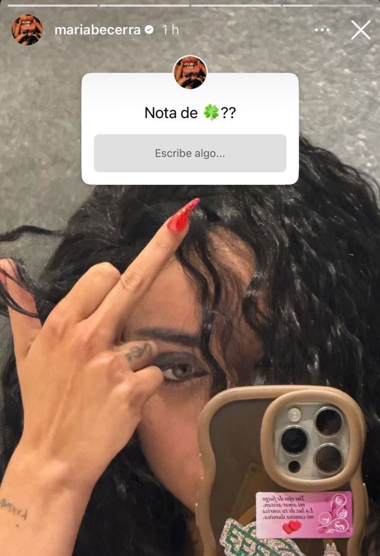 La publicación de Maria Becerra que encendió el conflicto legal y virtual. La publicación de Maria Becerra que encendió el conflicto legal y virtual.