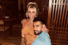 Foto: https://hoydia.com.ar/gente/britney-spears-se-caso-con-sam-asghari-pero-su-ex-irrumpio-en-la-boda-y-fue-detenido/