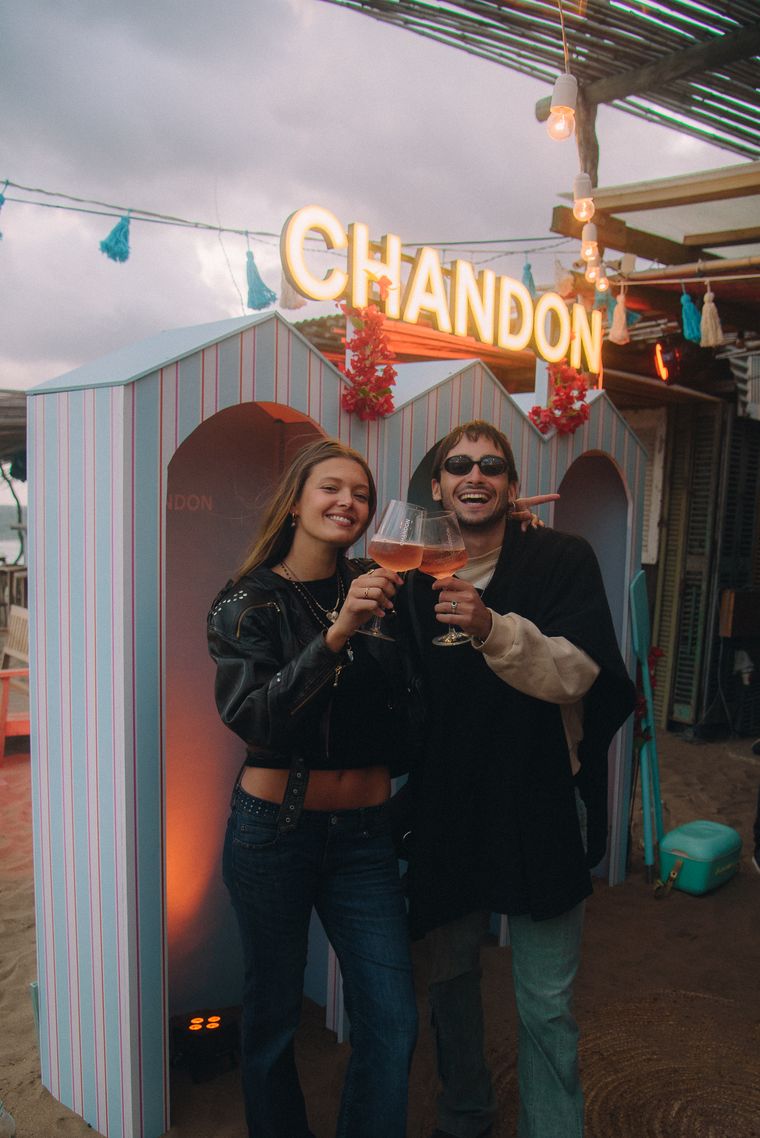 Fran Rizzaro y Zuzu Coudeau. Fran Rizzaro y Zuzu Coudeau.