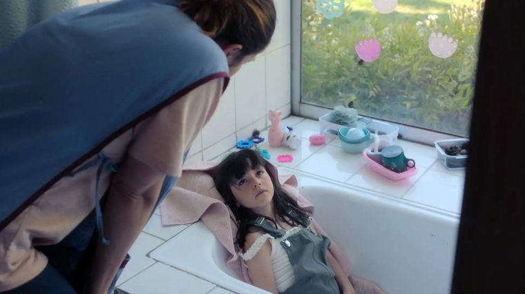 Una película que toca emociones. Una película que toca emociones.