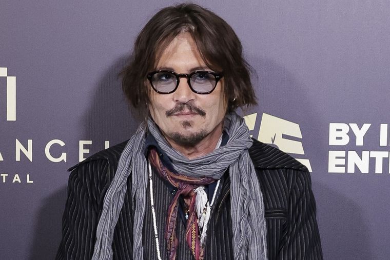 Johnny Depp es un multifacético artista. Foto: https://www.musicmundial.com/2022/07/15/conoce-a-jack-el-desconocido-hijo-de-johnny-depp-que-es-identico-al-actor/