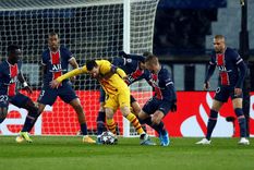 el golazo de messi no le alcanzo al barcelona y el psg se clasifico a cuartos