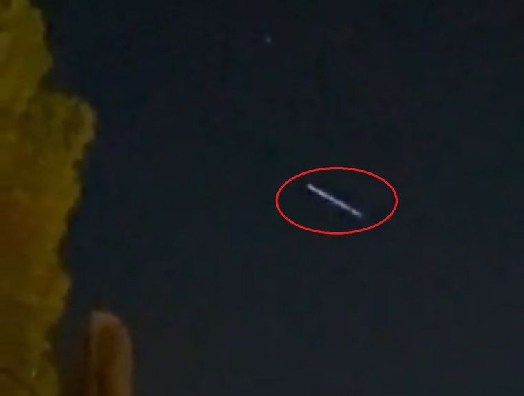 El objeto fue visto pasadas las 20 hs. del lunes en Maipú Foto: Captura de video