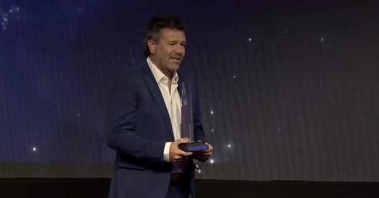 Reyes fue distinguido como mejor dirigente del torneo Federal A. Reyes fue distinguido como mejor dirigente del torneo Federal A.