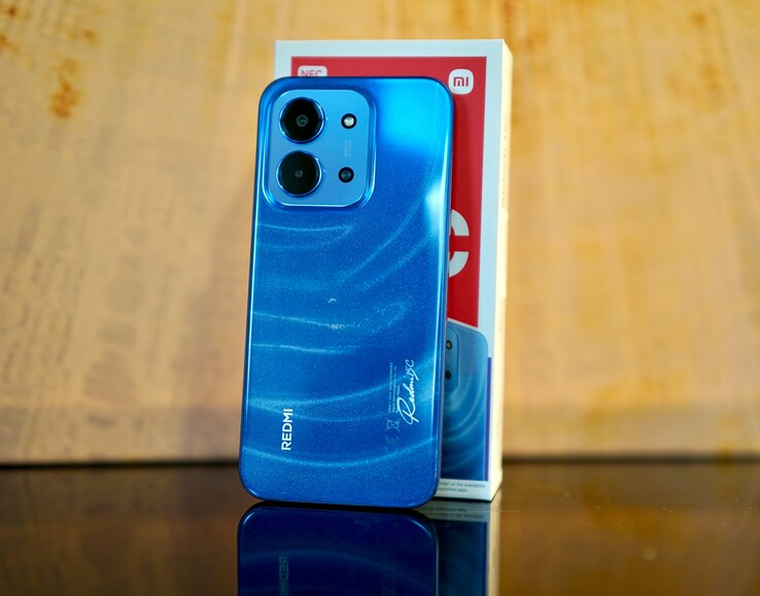 El nuevo Redmi 15C apunta al segmento económico con un precio agresivo y especificaciones que sorprenden para su rango. El nuevo Redmi 15C apunta al segmento económico con un precio agresivo y especificaciones que sorprenden para su rango.