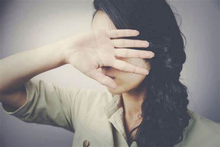 Los padres adoptivos no somos ningunos santos, tenemos nuestras virtudes y defectos como todos los padres Los padres adoptivos no somos ningunos santos, tenemos nuestras virtudes y defectos como todos los padres