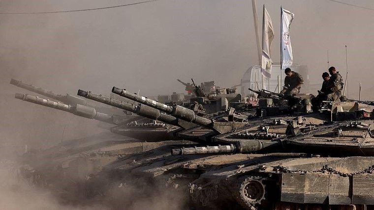 Soldados israelíes en la frontera entre Gaza e Israel.