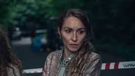 Una película oscura. Una película oscura.