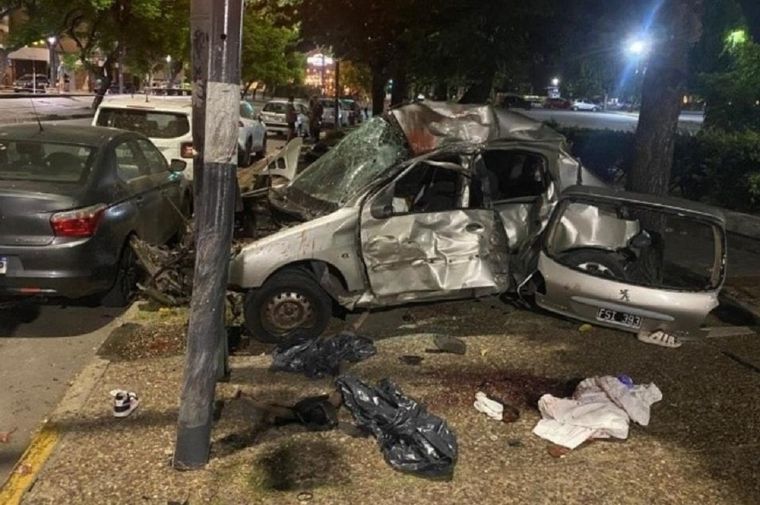 La picada terminó con dos muertos en un choque Foto: X @lauyateloavise