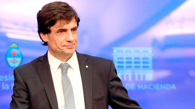 Lacunza explicó su receta para salir del cepo y rechazó una dolarización.