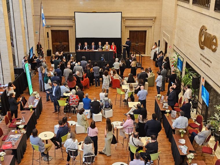 Este jueves, se realizó la presentación oficial de la temporada de verano 2026 en Tucumán.