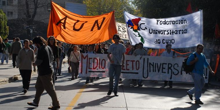 El reclamo del medio boleto lleva varias semanas. Foto: Gerardo Gómez / MDZ