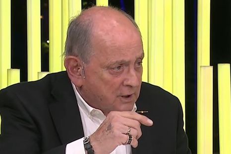 Chiche sigue internado. Chiche sigue internado.