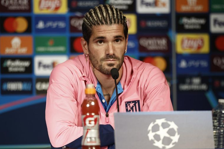 Rodrigo De Paul, sobre los silbidos de los hinchas colchoneros. Foto: EFE