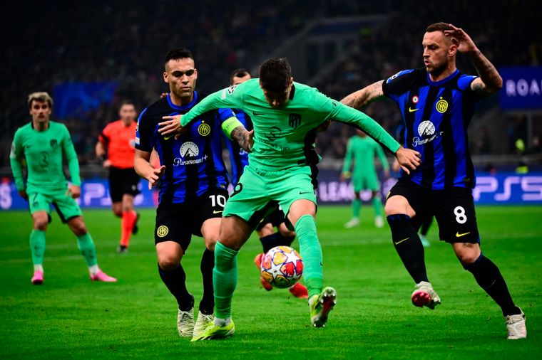 Atlético de Madrid e Inter se enfrentan en el Metropolitano.