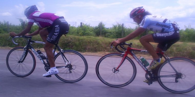 Facundo Montaña y Rodrigo Sigre, un duelo que se repetirá hoy en Lavalle. Foto: MDZ