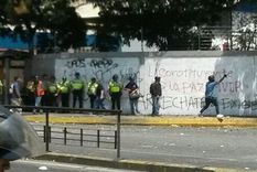 en medio de un cacerolazo matan a dos personas en caracas