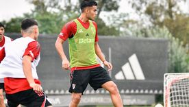 Fausto Vera tuvo su primer entrenamiento con la camiseta de River. Fausto Vera tuvo su primer entrenamiento con la camiseta de River.
