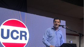 Maximiliano Abad, el único radical bonaerense con poder real. Maximiliano Abad, el único radical bonaerense con poder real.