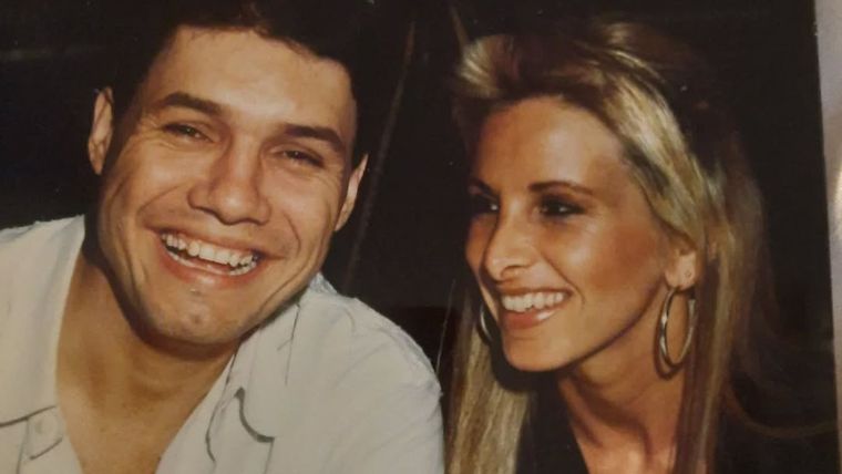 La expareja y un encuentro virtual emocionante.