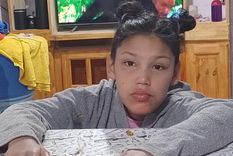 Luana tiene 14 años y vive con su mamá y sus tres hermanos en una precaria casa de San José del Rincón, en la provincia de Santa Fe. Foto: Gentileza