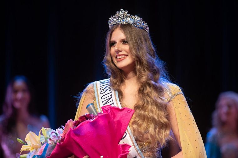 Azul tiene 21 años. Foto @danicano.ph Azul tiene 21 años. Foto @danicano.ph