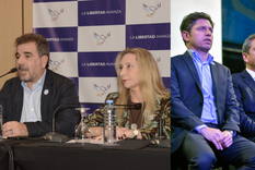 Este fin de semana es la instancia final para definir los nombre de cada frente politico para enfrentar las legislativas bonaerenses. Este fin de semana es la instancia final para definir los nombre de cada frente politico para enfrentar las legislativas bonaerenses.