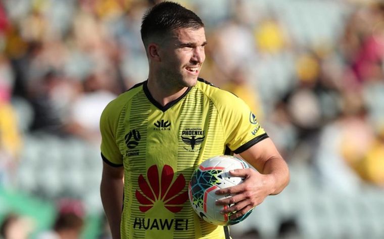 Tim Payne tiene 32 años, juega como defensor en la A-League australiana y acumula 50 partidos con la selección de Nueva Zelanda. Tim Payne tiene 32 años, juega como defensor en la A-League australiana y acumula 50 partidos con la selección de Nueva Zelanda.