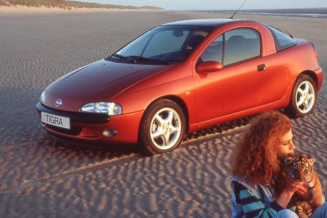 Todo sobre el Opel Tigra: del coupé de 1994 sobre base Corsa al descapotable TwinTop