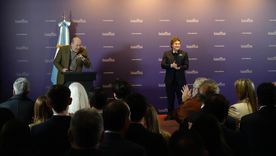 Milei y Sturzenegger protagonizaron el brindis