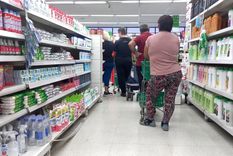 La inflación se mantiene en niveles todavía muy elevados, pero en dos últimos meses parece haberse desacelerado el ritmo de suba de los precios. Foto: Maximiliano Ríos/MDZ
