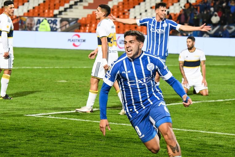 El habilidoso mediocampista se refirió a su futuro. Foto: Juan Ignacio Blanco / MDZ.