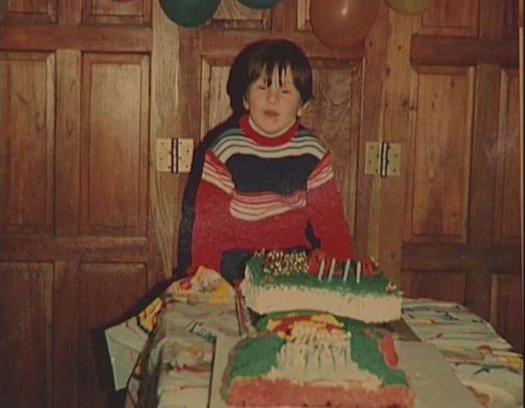Lionel Messi en su cumpleaños número 4. Lionel Messi en su cumpleaños número 4.