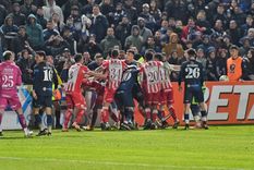 El cruce entre los de Unión y los de la Lepra. Foto: Santiago Tagua / MDZ El cruce entre los de Unión y los de la Lepra. Foto: Santiago Tagua / MDZ