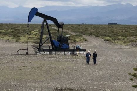 El Gobierno postergó la licitación en 17 áreas petroleras. El Gobierno postergó la licitación en 17 áreas petroleras.