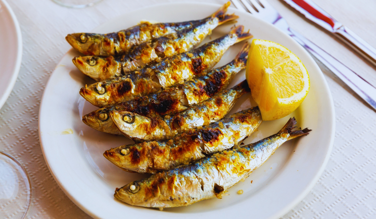 La receta original solo lleva sal y fuego, sin marinados ni especias. La receta original solo lleva sal y fuego, sin marinados ni especias.