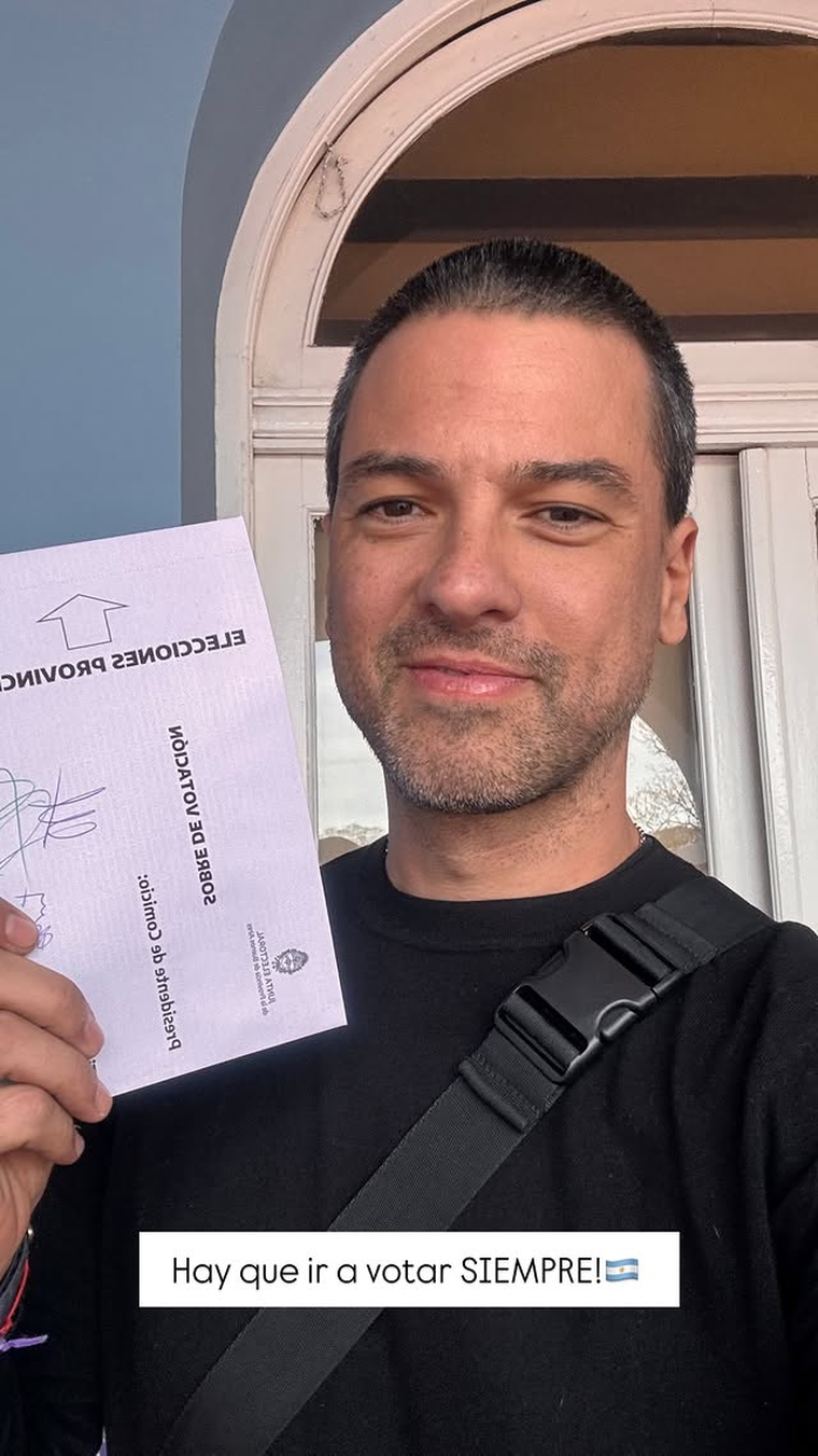 Famosos en las elecciones de la provincia de Buenos Aires. Créditos: Instagram / leandroleunis Famosos en las elecciones de la provincia de Buenos Aires. Créditos: Instagram / leandroleunis