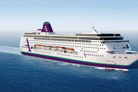 A diferencia de otras alertas sanitarias internacionales, el confinamiento se limita estrictamente a la embarcación de Ambassador Cruise Line. A diferencia de otras alertas sanitarias internacionales, el confinamiento se limita estrictamente a la embarcación de Ambassador Cruise Line.