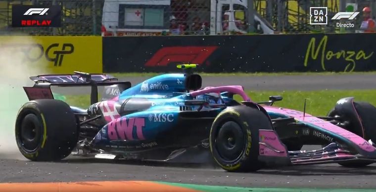 Franco Colapinto fue superado por Pierre Gasly en la mitad de la carrera.