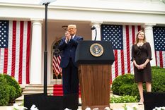 donald trump nomino a la jueza conservadora amy coney barrett para la corte suprema