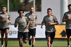 juventus ofrece a dos argentinos por una joya del futbol italiano