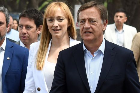 Dos de los tres senadores por Mendoza: Rodolfo Suarez y Anabel Fernández Sagasti. Foto: ALF PONCE MERCADO / MDZ Dos de los tres senadores por Mendoza: Rodolfo Suarez y Anabel Fernández Sagasti. Foto: ALF PONCE MERCADO / MDZ