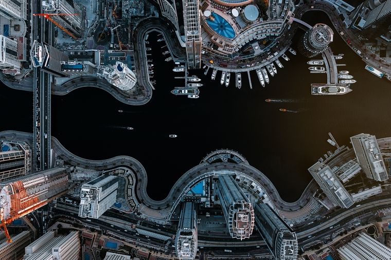 2° lugar categoria urbano, Dubai Marina por Carmine Chiriacò Foto: https://droneawards.photo/