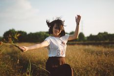 Acuario debes conectar más con la diversión, con la alegría, con las cosas que hacías cuando eras chico. Foto: Unsplash