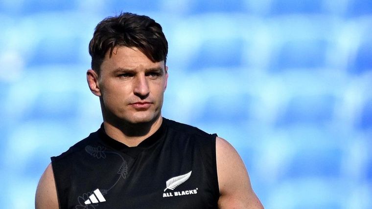Beauden Barrett será titular ante Los Pumas. Foto: Instagram @beaudenbarrett