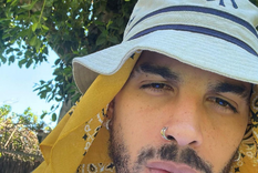 Rauw Alejandro canta el tema que le dedicó a Rosalía y rompe en llanto en pleno show Rauw Alejandro es un cantante puertorriqueño conocido por su música en el género de reguetón y trap latino. Foto: Instagram @rauwalejandro