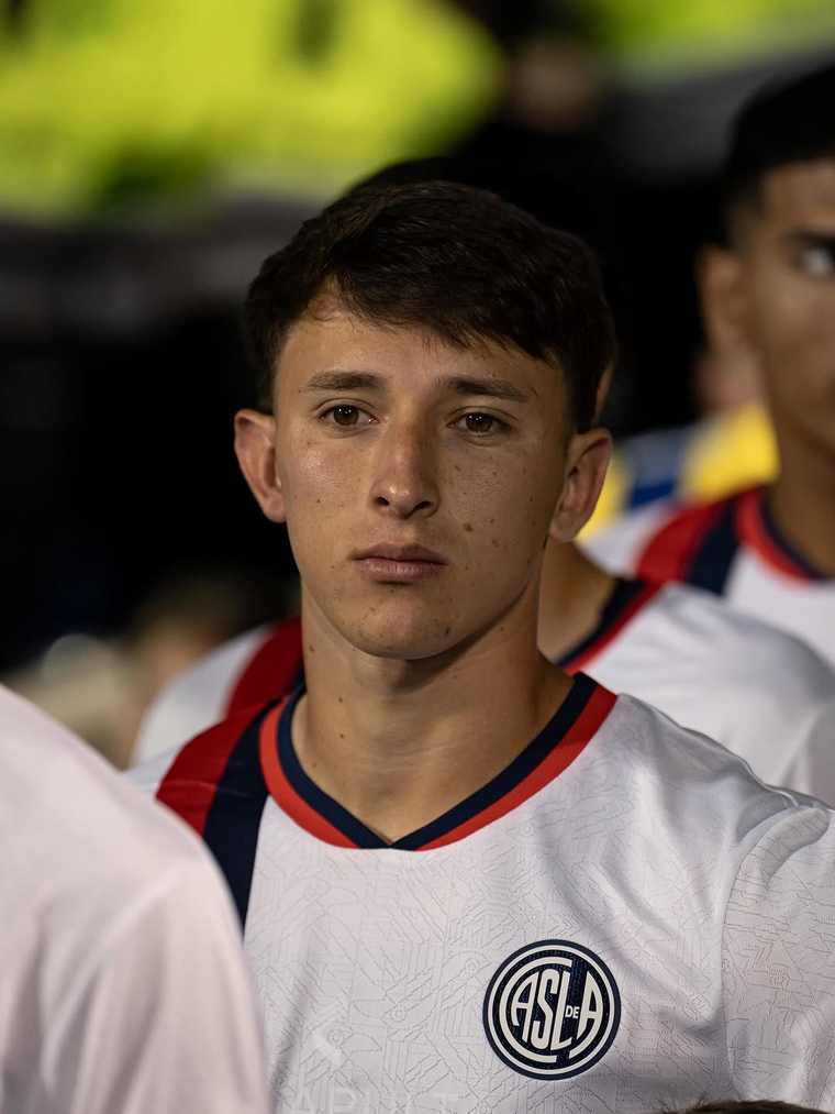 Agustín Ladstattera recibió dos fechas de suspensión tras su expulsión ante Defensa. Agustín Ladstattera recibió dos fechas de suspensión tras su expulsión ante Defensa.