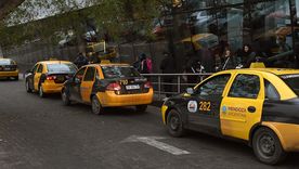 Corte de GNC: taxistas paralizan el servicio y apuntan contra una medida absurda