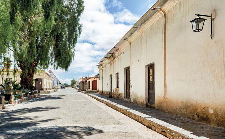 El Camino de los Artesanos le da a este pueblo una de sus experiencias culturales más representativas. El Camino de los Artesanos le da a este pueblo una de sus experiencias culturales más representativas.